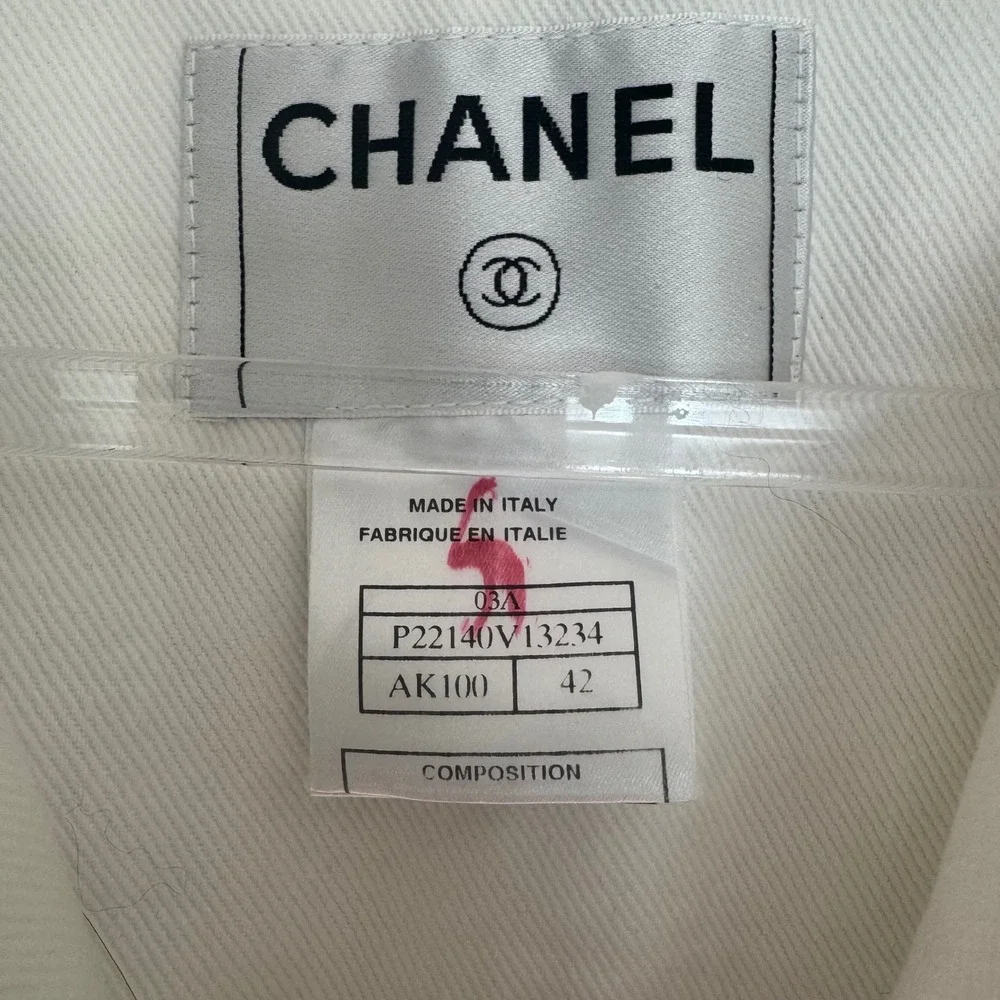 Chanel RUNWAY White Cotton Twill Zip Up Jacket 03A P22140V13234 FR 42 US 10